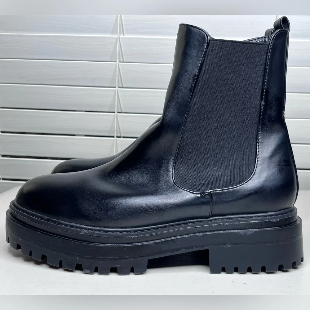 Nasty Gal Goth Vamp Sz 7 Black Platform Boots